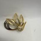 Lot Of 4 Vintage Brooches Beautiful