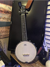     donner Dbu-200 23  Banjolele 4 String Banjo Ukulele With Gig Bag   Accessories