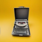 1940s Vintage Remington Deluxe Noiseless Typewriter W case Good Condition Black
