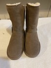Bearpaw    valerie    Women   s Suede Leather Buckle Cozy Faux Fur Lining Tan 8 New