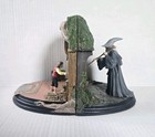 Sideshow Weta Lord Of The Rings -  no Admittance  - Polystone Bookends