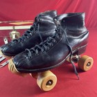 Vintage Chicago Men   s Roller Skates  8 Black Leather     Wood Wheels