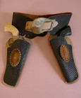 Hubley Toy Guns And Holster Western