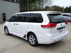 2013 Toyota Sienna 1-owner 106k Premium Dual Door   A c 3rd Rear Seat Wagon