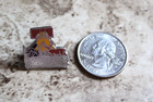 Pennsylvania Dutch Country Pin Souvenir Travel Pinback Button Badge Vtg Tack
