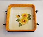 Temptations By Tara Country Sunflower 1 5 Qt Sq Baking Dish W  Lid  Trivet  Rack