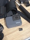 Gopro 7 Silver 4k Action Camera Bundle   Accessories Excellent 65g Card