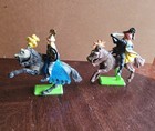 Lot Of 4 Vintage Britains Ltd  Deetail 1971 Medieval Knights  Soldiers  Horses