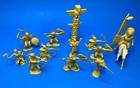 Vintage Marx Fort Apache Indian Play Set Of 13   Yellow   W  Horse   Totem Pole