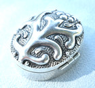 Big Vintage Signed Fh Taxco Mexico Eagle Mark Flower Sterling Pill Trinket Box