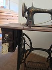 Beautiful Antique 1892 Vs2 Singer Treadle Sewing Machine  Original Condition 