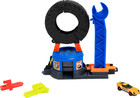 Hot Wheels Track Set City Downtown Tire Shop Playset   1 64 Die-cast Tow Truck