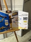 Hot Wheels Wall Tracks Starter Set 2011 New Sealed