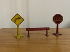 Arcade Cast Iron Road Signs Three-piece Vintage Set A8-63