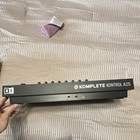 Native Instruments Komplete Kontrol A25 25-key Midi Controller Pitch Mod