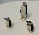 Hagen Renaker Miniature Penguins   2 Babies 1       1 5    Mama