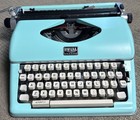 Royal 79101t Classic Manual Typewriter - Mint Green