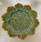 Sur La Table   Bordallo Pinheiro Green Majolica - Geranium Leaf 8 5  Cake Stand