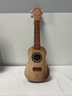 Kangaroo 22 5  Ukulele Hawaiian Guitar W  Case And Strap