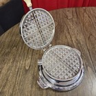 Hotpoint Calrod Waffle Iron Edison Electric 119y156 - Works