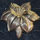 Vintage Jeri Lou Flower Scarf Clip Gold Tone 