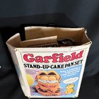 Vintage 1981 Wilton Garfield Stand Up 3d Cake Pan Set 2105-2447 Box Instructions
