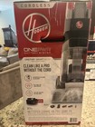 Hoover Carpet Cleaner Smart Wash Deep Clean Carpet Shampooer  Battery   Charger
