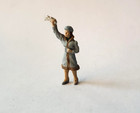 Arttista  1618 - Woman Waving Handkerchief - O Scale Figure - Model Trains New