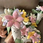 Bouquet Flowers Toy Girls Birthday Wedding Gifts Doll Toy Top  