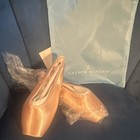 Gaynor Minden Women   s Pink Pointe Shoes Size 7 5m Satin Mpn 3-421-12
