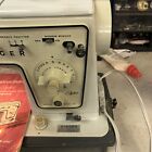 Vintage Classic Singer Special Zig Zag Model 478 Sewing Machine W  Pedal   Book