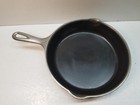Vintage Wagner Ware 1058 N   8 Cast Iron Skillet Nickel W  Heat Ring Sits Flat