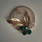 Vtg Estate Textured Gold Tone Emerald Green Rhinestones Circular Floral Brooch