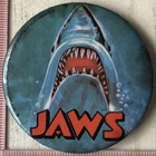 Vintage Jaws Movie 55mm Pin Badge 1975 Coffer Sport Spielberg Original