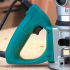 Makita-rd1101 2-1 4 H p   D-handle Router                                       