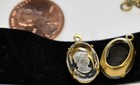 Vintage Crystal Clear Cameo 2 Oval Pendants In Brass     10x14mm     Cut Edges   L r