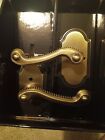 Grandeur 822540 Arc Plate Privacy With Newport Lever In Vantage Brass 2 375