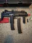 Kwa Heckler   Koch Mp7 smg Gas Blowback Airsoft W  Box Mag Red Dot Folding Stock