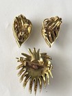 Rare Signed Vintage Vogue Marcasite   Faux Pearl Starburst Demi-parure