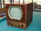 Vintage 1940 s Majestic Model 12t6  12  Table Top Tv In Wood Cabinet