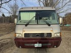 2004 - 30    Airstream Land Yacht