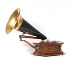 1901 Type C Victor Phonograph W wood Dust Ring  Record Box  Berliner Disc  More