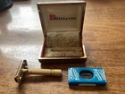 Vintage Gillette Gold De Safety Razor In Diplomat Case  rare  20 Blue Blade Pack