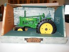 Vintage 1996 Ertl 1 16th Scale John Deere 1937 Model B Tractor   5904  Nib