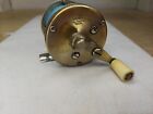 Vintage Shakespeare Jr Universal Fishing Reel No 2-60 Yrds Quad Kalamazoo Mich