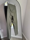 Quince Ultra Form Workout Leggings Sports Bra Bundle Medium