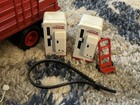 Coca Cola stake Truck With Vending Machines Dolly Cart die Cast Metal 1957 Chevy