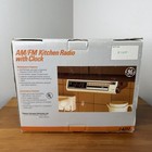 New  Vintage Ge Spacemaker Under Cabinet Kitchen Am fm Radio W  Clock 7-4212