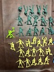 Huge Collection Lot Of Small Plastic Army Men Kids Mixed Toy Lot 
