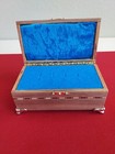 Magic Trick -  coin Chest  By Tony Karpinski 
